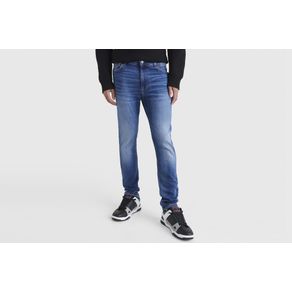 tommy-hilfiger-simon-vaquero-dm0dm147981a5-1.jpeg