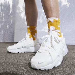 nike-air-huarache-craft-amarillas-dq8031-102-1.jpeg
