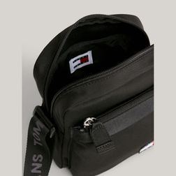 tommy-jeans-reporter-essential-negro-am0am11967bds-4.jpeg