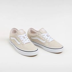 vans-rowley-classic-beiges-vn0009qjbat1-2.jpeg