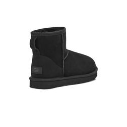 ugg-classic-mini-ii-negros-1016222-blk-4.jpeg