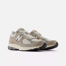 new-balance-2002r-marrones-u2002rrd-3.jpeg