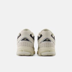 new-balance-2002r-beis-u2002rn-5.jpeg