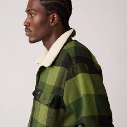 levi-s-relaxed-fit-sherpa-plaid-trucker-verde-a60300010-3.jpeg